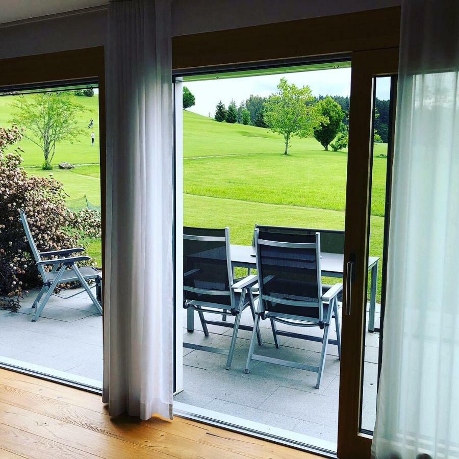 Chalet Alpenrose 134Qm Am Golfplatz 오버스타우펜 외부 사진